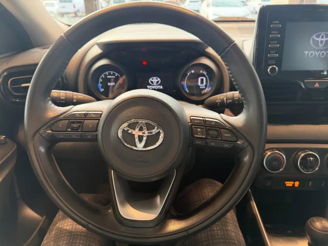 Toyota Yaris Hatchback Hybride Team D