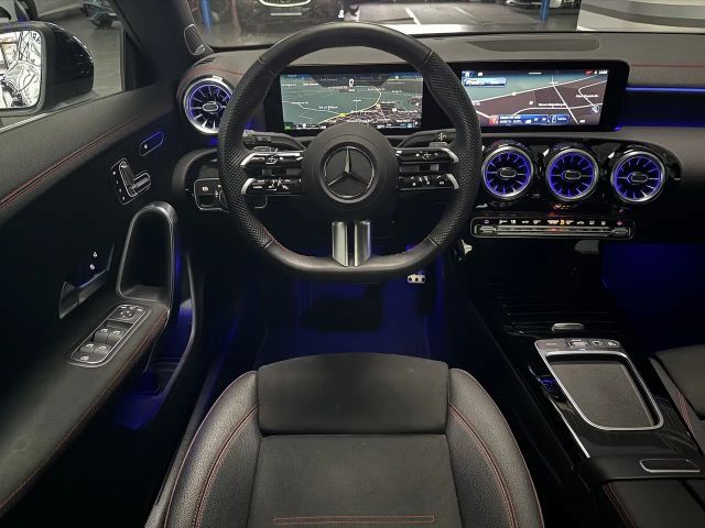 Mercedes-Benz CLA 250 4MATIC AMG Line Premium