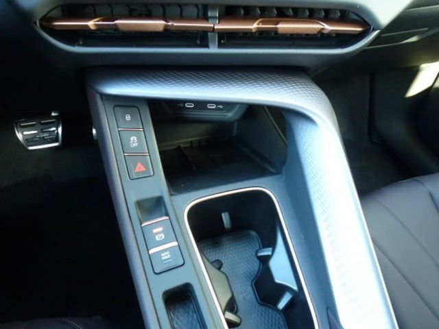 Cupra Terramar 1.5 e-Hybrid VZ