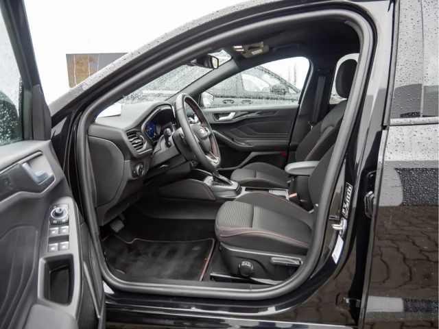 Ford Focus ST Line Wagon