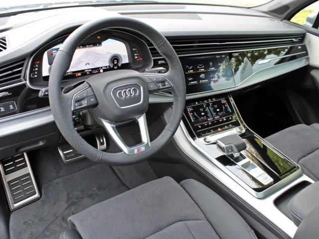Audi Q7 S-Line