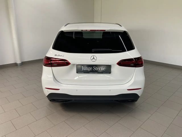 Mercedes-Benz B 200 PRO+NIGHT+PANO+KEYLESS+MULTIBEAM+KAMERA