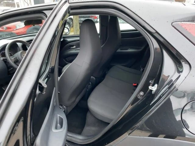 Toyota Aygo 1.0 VVT-i Business Hatchback