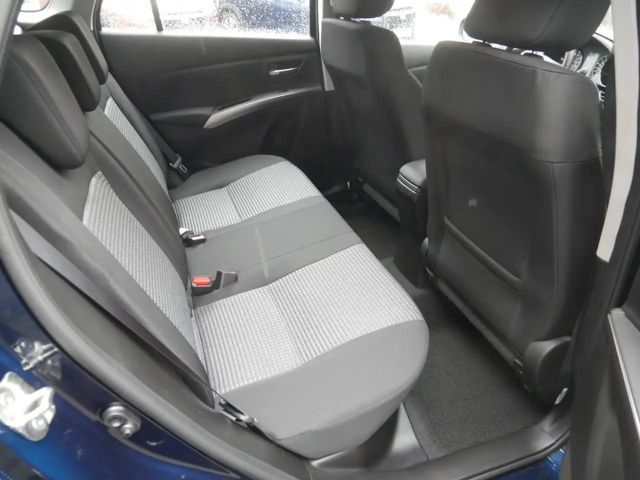 Suzuki S-Cross Hybrid