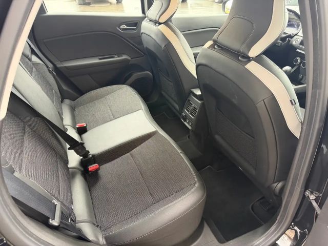 Renault Captur EDC Intens TCe 140