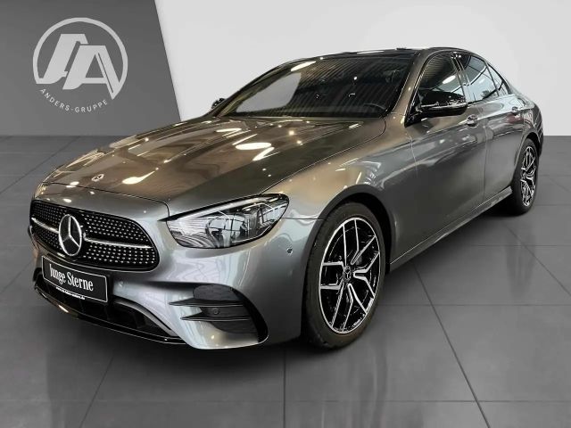 Mercedes-Benz E 220 AMG Line E 220 d Sedan