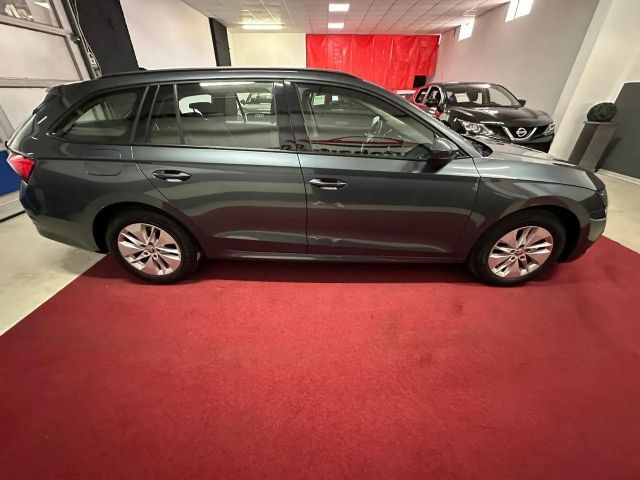 Skoda Octavia Combi