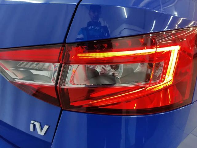 Skoda Superb 1.4 TSI Ambition Combi iV