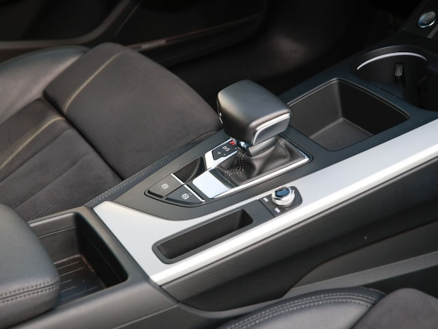 Audi A4 45 TFSI Avant Quattro S-Line S-Tronic