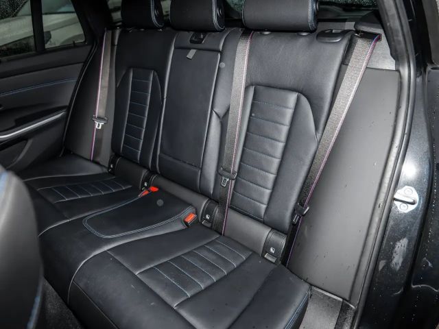 BMW 330 330i M-Sport Touring