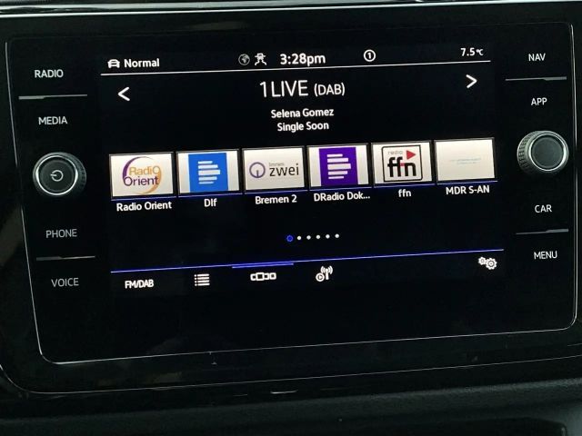 Volkswagen Touran 1.5 TSI DSG Highline