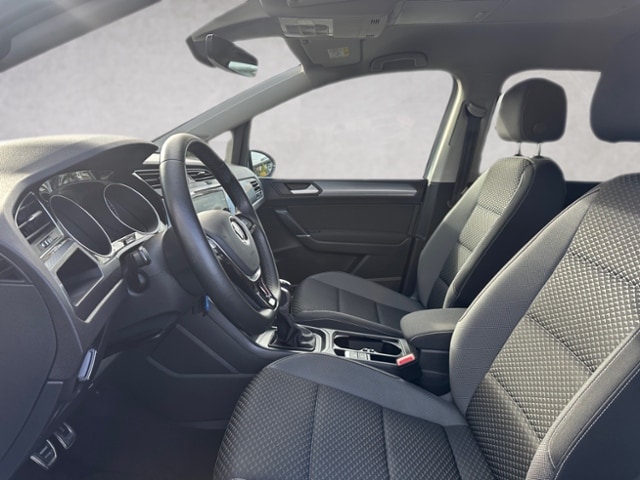 Volkswagen Touran TSI Active KLIMA NAVI ALU