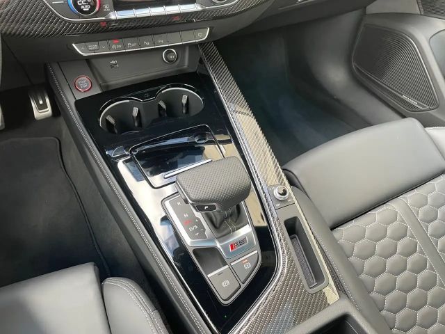 Audi RS4 Avant Quattro