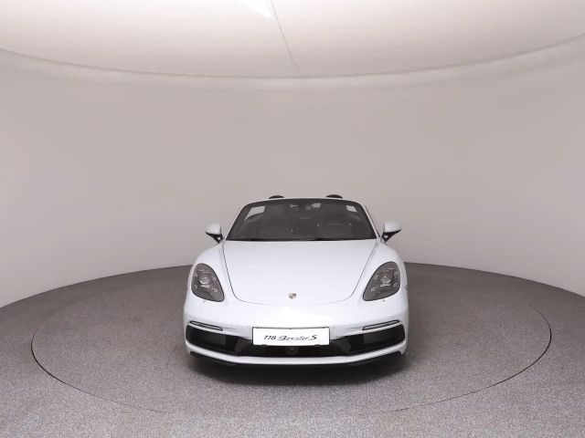Porsche Boxster 718 S