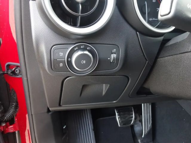 Alfa Romeo Stelvio Q4 Veloce