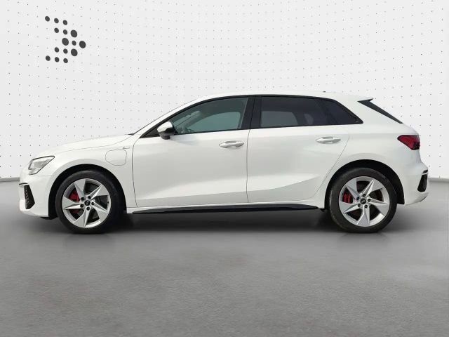 Audi A3 45 TFSI Hybride S-Line Sedan