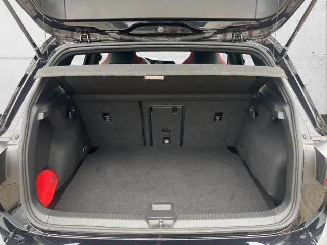 Volkswagen Golf 2.0 TSI Golf VIII