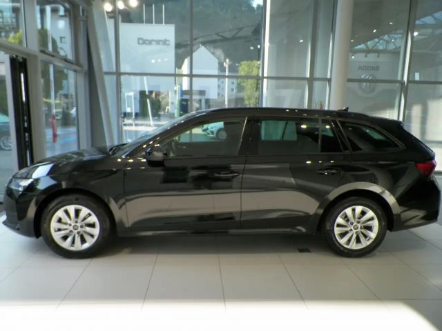 Skoda Octavia Essence TSI