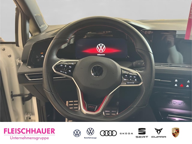 Volkswagen Golf 2.0 TSI Golf VIII