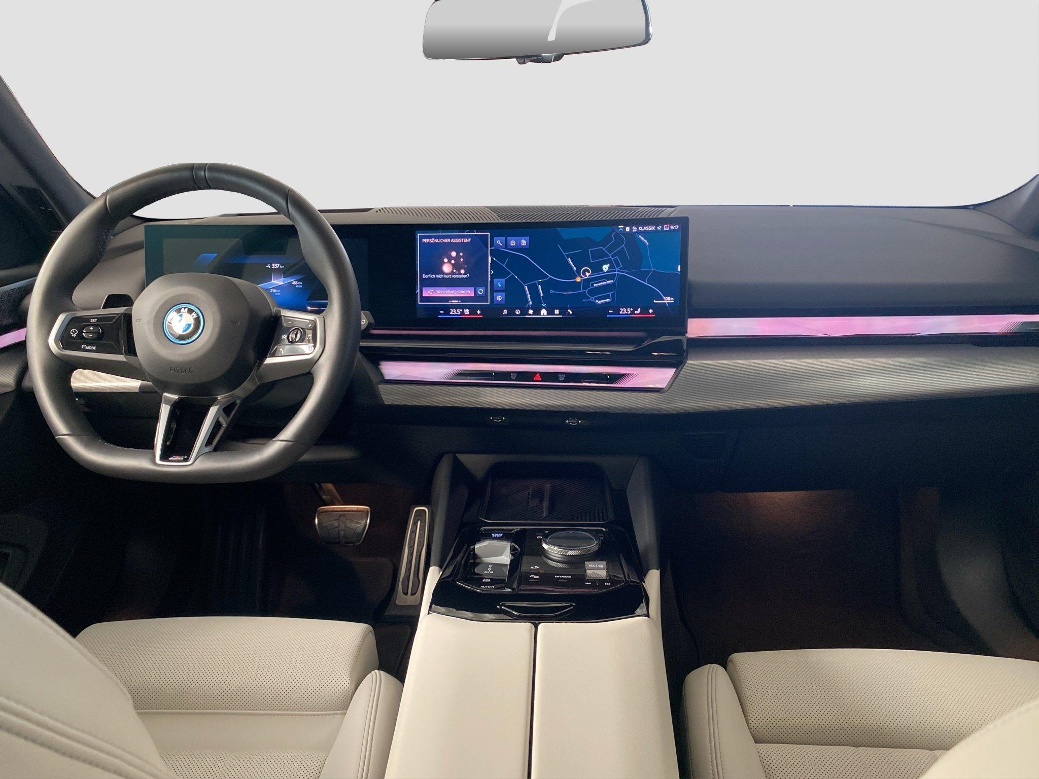 BMW i5 Touring eDrive40