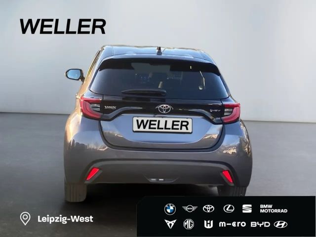 Toyota Yaris Hatchback Hybride VVT-i