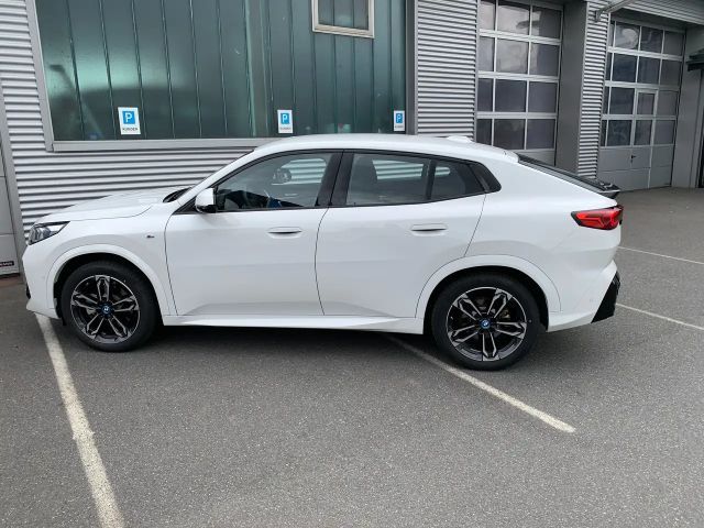 BMW iX2 M-Sport xDrive