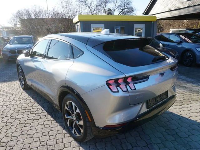 Ford Mustang Mach-E AWD Extended range