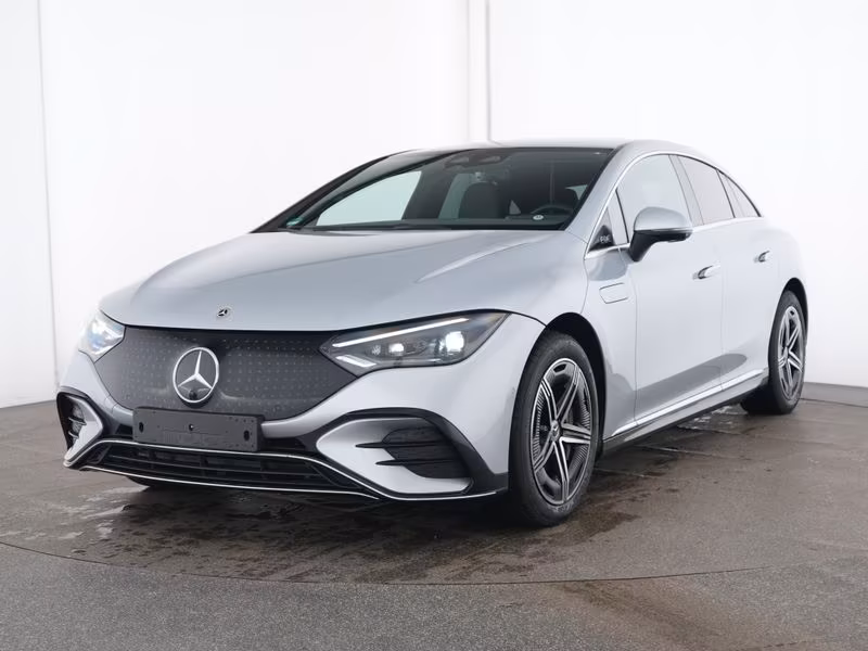 Mercedes-Benz EQE 300 AMG Line Sedan