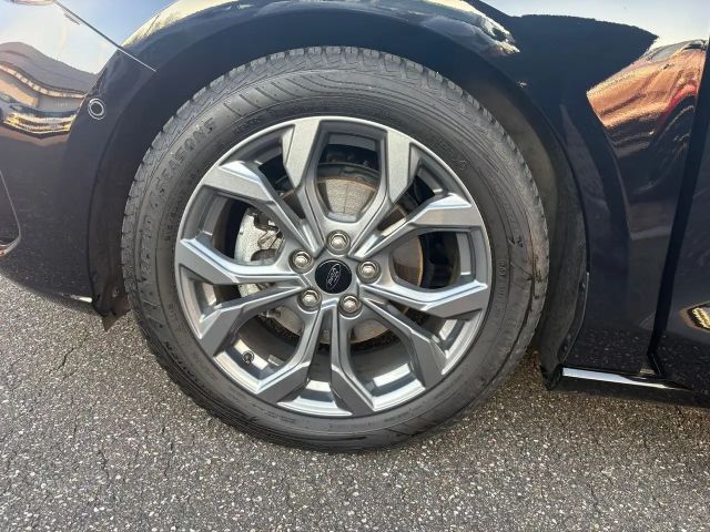 Ford Focus ST Line Wagon