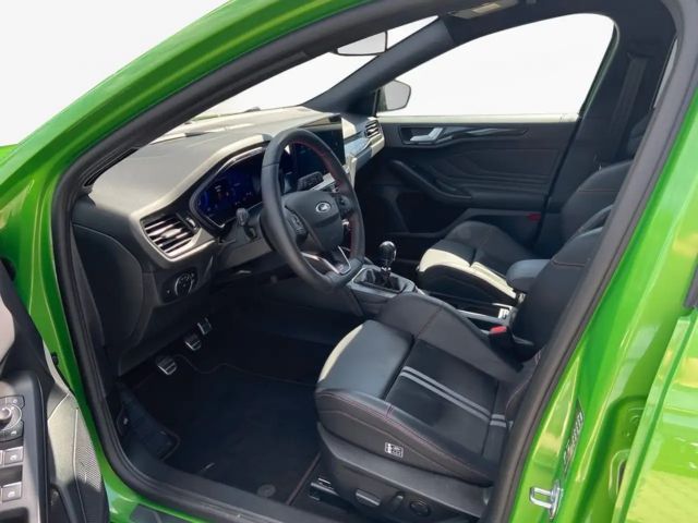 Ford Focus EcoBoost ST Line