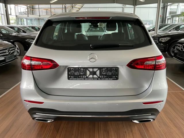 Mercedes-Benz B 180 B 180 KAMERA/SPUR/NAVI/GRA/PARKTRONIC