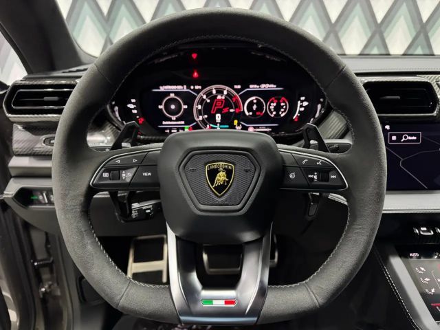 Lamborghini Urus SE // CARBON // UNIKÄT // VOLLE HÜTTE //