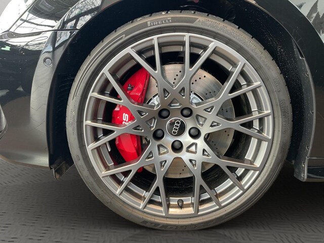 Audi RS3 Quattro S-Tronic Sedan