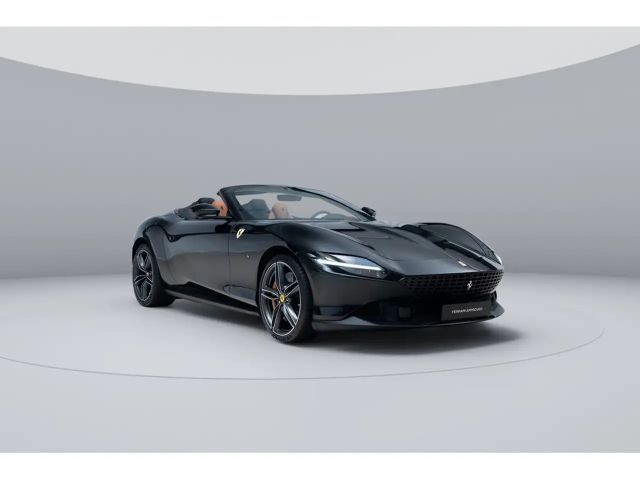 Ferrari Roma Spider