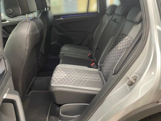 Volkswagen Tiguan 2.0 TDI R-Line Style