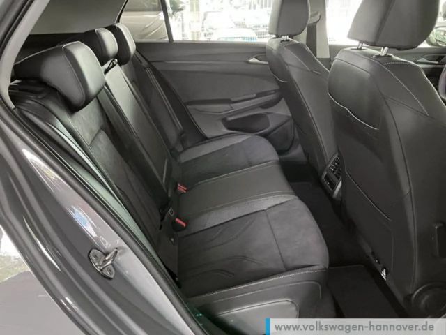 Volkswagen Golf 1.5 eTSI DSG IQ.Drive Style