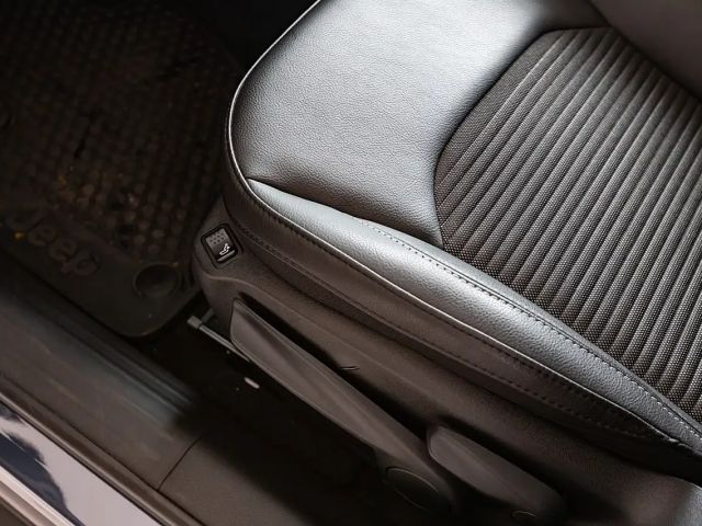 Jeep Compass Hybrid Summit