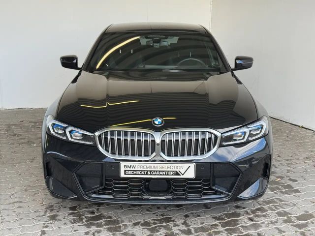 BMW 320 M-Sport Sedan xDrive
