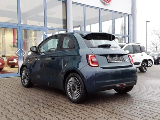 Fiat 500e 42 kWh Icon