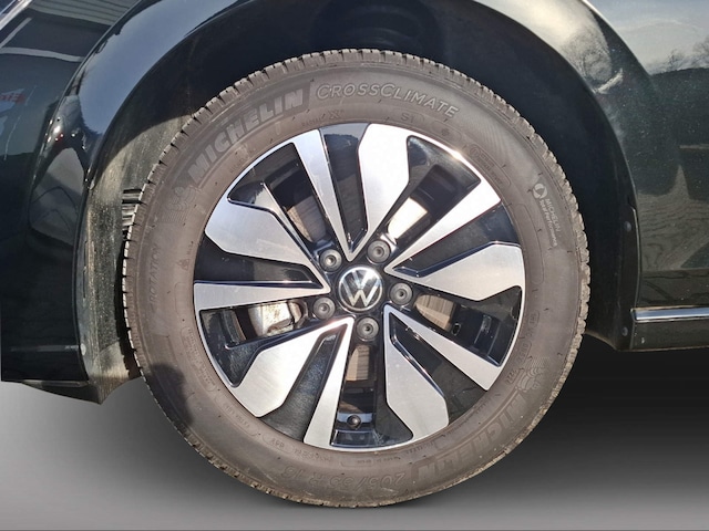 Volkswagen Golf 1.5 TSI Variant