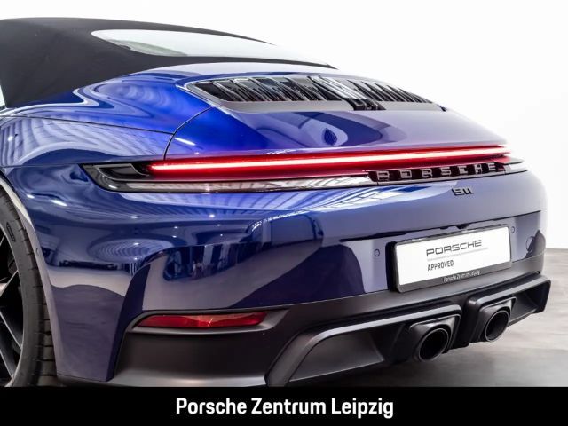 Porsche 992 Cabrio Carrera GTS