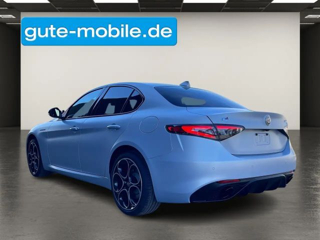 Alfa Romeo Giulia Q4