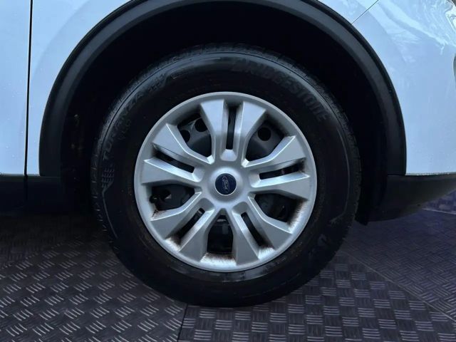 Ford Kuga Cool & Connect