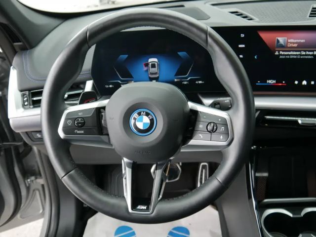 BMW iX1 xDrive30