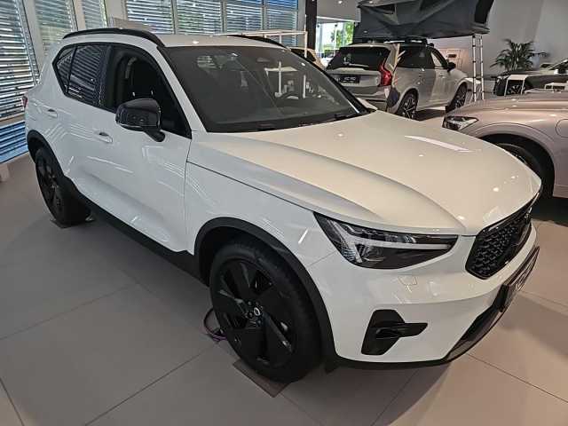 Volvo XC40 Plus