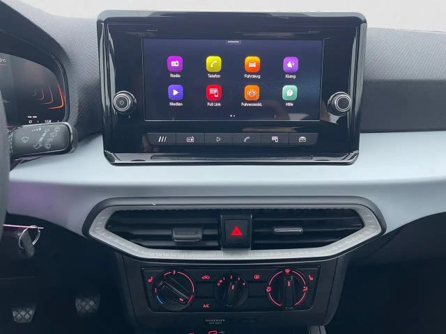 Seat Arona Reference