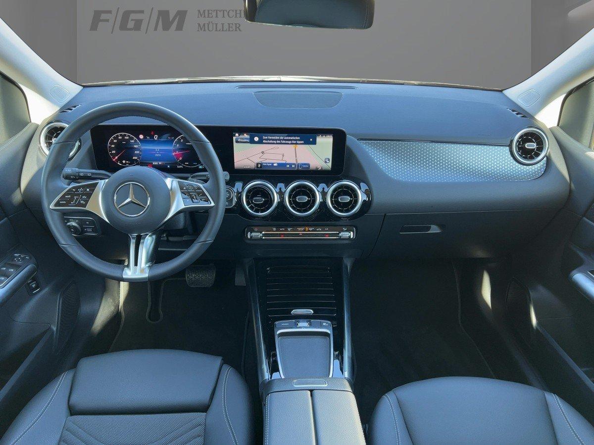 Mercedes-Benz B 180 Progressive Sedan