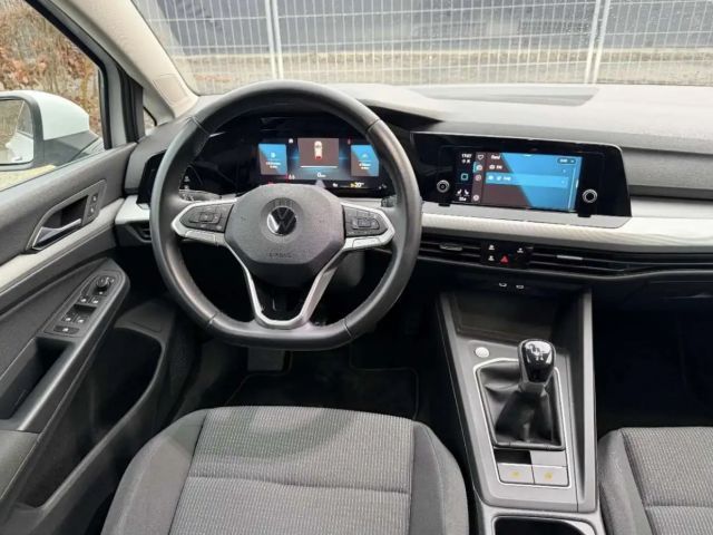 Volkswagen Golf 8 TSI