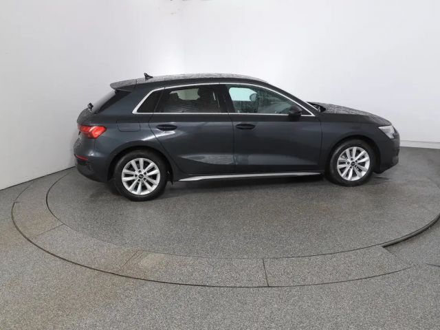 Audi A3 30 TFSI Sedan