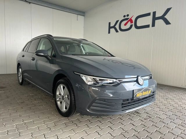 Volkswagen Golf Life Variant